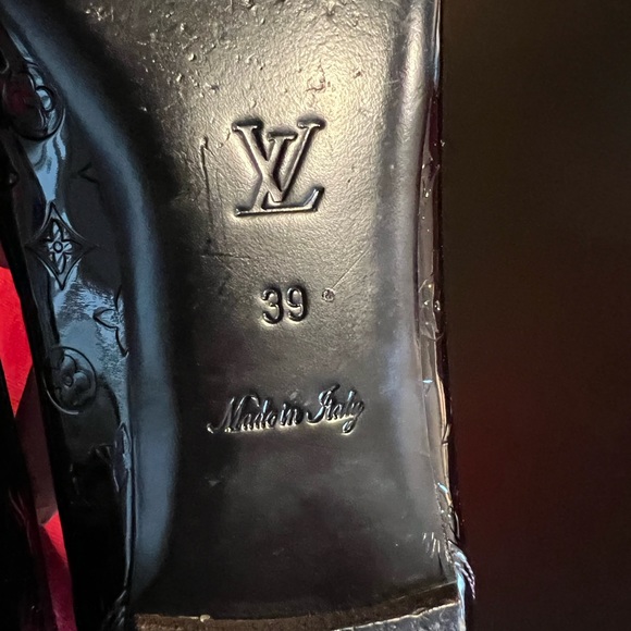 Louis Vuitton Claudia Flat Ballerina in a size 39 - worn only once. - Picture 7 of 8